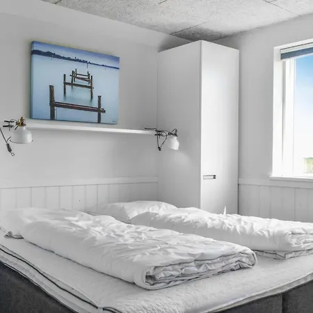 Gorgeous In With House A Panoramic View *